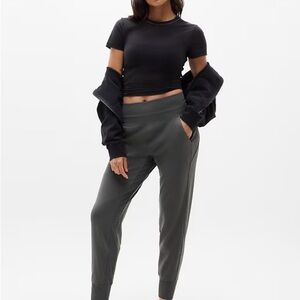 NWT Athleta Venice Jogger - Size Small